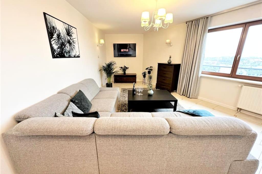 Exclusive Penthouse Near Citycenter 120M2 +Netflix Krakow Exterior photo