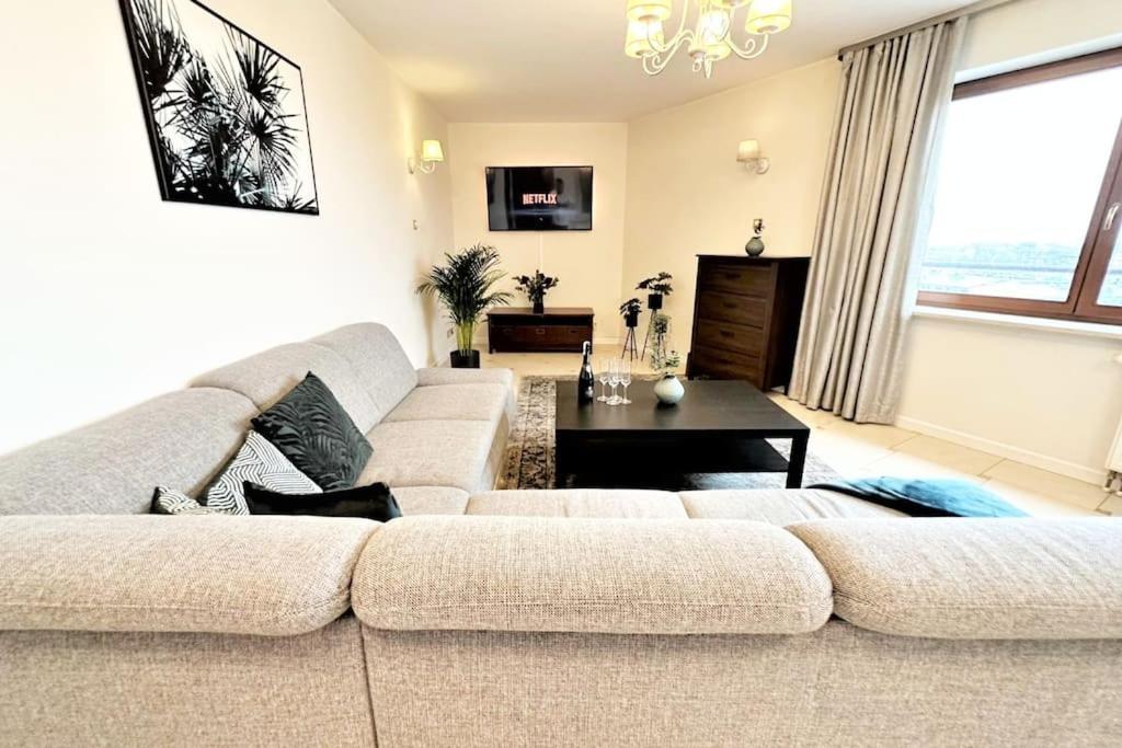 Exclusive Penthouse Near Citycenter 120M2 +Netflix Krakow Exterior photo
